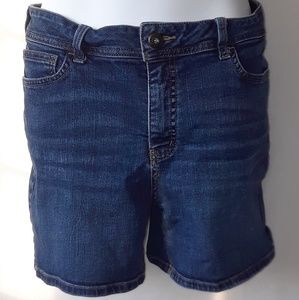 St John's Bay Women's size 12 Bermuda Shorts